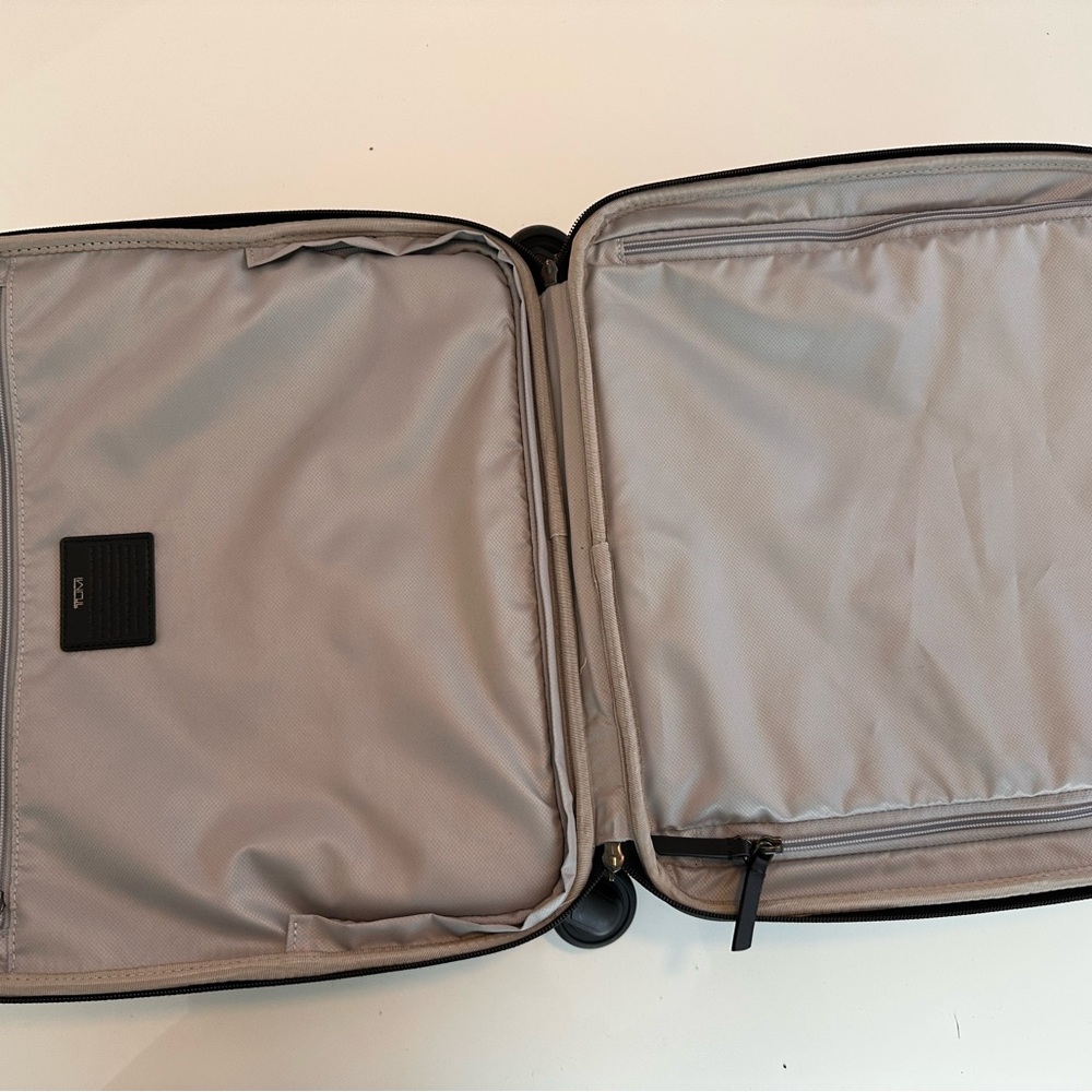 TUMI Voyageur Leger Compact Carry-On in Black Gunmetal - Picture 8 of 15
